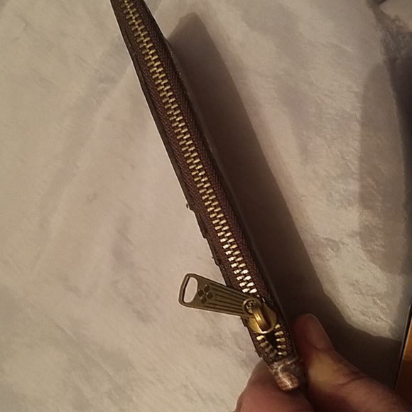 Patricia Nash almeria cc wristlet NWT - Picture 4 of 5